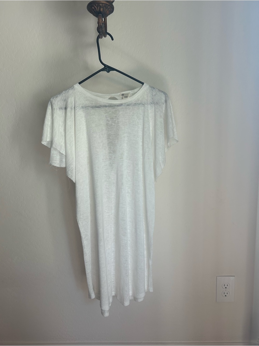 Billabong Lightweight White Flutter Sleeve Women's Swim Coverup